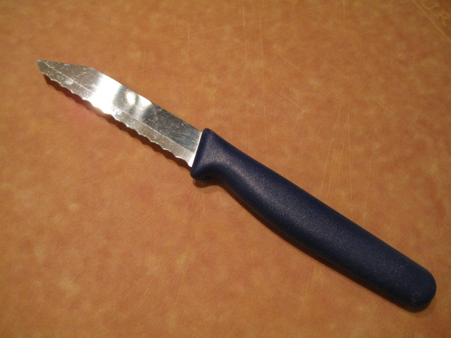 Serrated knife